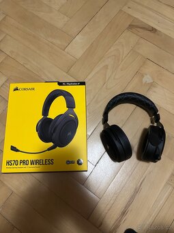 Bezdrátová sluchátka Corsair HS70 Pro wireless