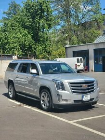 Cadillac Escalade ESV 6.2 V8 426 HP 4x4