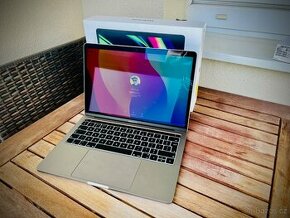 Macbook Pro 13.3 M1 8GB RAM/512GB SSD