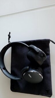 Sluchátka AKG Y500 - 1