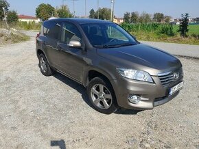 Toyota RAV4 2.2 D4D, r.v. 7/2012, 4x4, CZ, cena 239000,- kč - 1