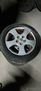 16´´ Zimni sada Nissan 205/55 R16 5x114,3