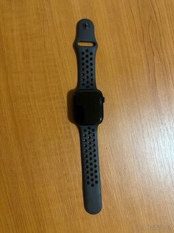 Apple watch 9 45mm černé