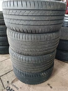 Goodyear 225/45 r17 - 1