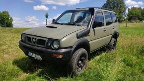 Nissan Terrano 2.7 peklostroj