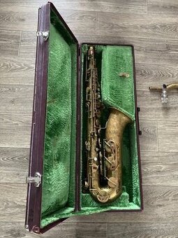 Tenorový saxofon Amati Toneking č. 27018