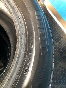 215/60/16 Pirelli - 1