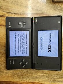 Nintendo DSi + acekard 2i