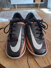 Nike phantom vel.32,stelka 20.5 cm