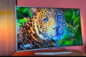 Televize Philips 122cm s podsvícením oboustranným