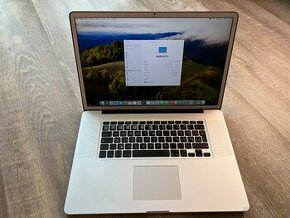 Apple MacBook Pro 17" Intel Core i7 2.3 GHz, 8 GB RAM