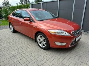 Benzínový Ford Mondeo 2.0 Tempomat