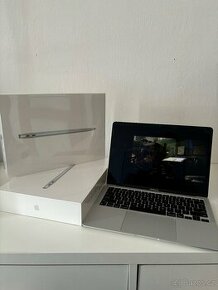 Apple MacBook Air M1 2020 úplně nový