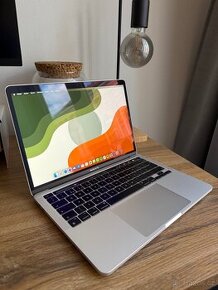 MacBook Pro 13" 2020 M1 / 8GB / 512GB - 1