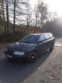 Prodám-Škoda Octavia Combi Tour1.9.TDI-74kw,PD,Facelift