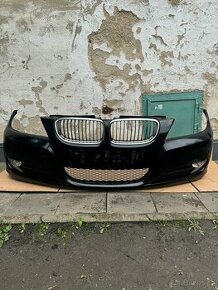 PRODAM PŘEDNÍ NÁRAZNÍK BMW E90/91