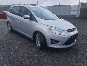 Ford C-Max Grand,Diesel, 7Míst ,navigace.Titanium,tempomat