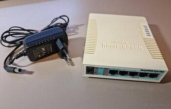 Mikrotik router RB951G-2HnD, 5x Gigabit Ethernet, WiFi 4, 12