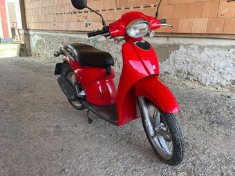 Aprilia Scarabeo 100 4T