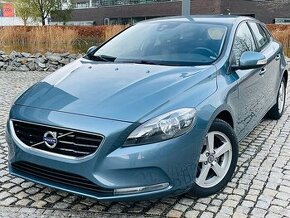 Volvo V40 2.0 D3 5.VÁLEC 110KW MANUÁL KAMERA VÝHŘEV BEZ KORO