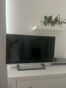 Televize SONY LCD ,KDL 32WD757