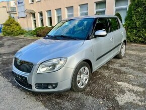 Škoda Fabia 1.4i 63kw 16V KLIMA 2x kola MLHOVKY El. okna