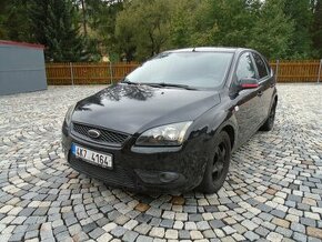 ford focus 1,8i 07 sport 5 dveří