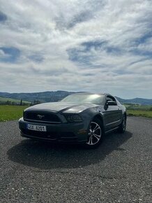 Ford Mustang 3,7 V6 2014 US verze