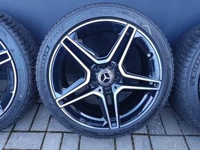 Zimní sada kol AMG na Mercedes 5x112 18 s pneu 235/40 18