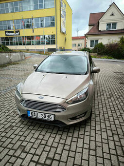 Ford Focus Titanium 1,5 TDCI 88kW, plná výbava, 127k km