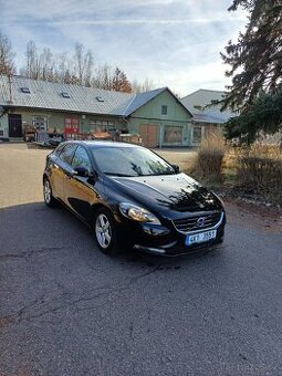 VOLVO D2 V40 2.0 D 88KW 85300KM