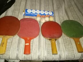 Prodám (Retro) Ping -pong 4xpalka a míčky,starého data