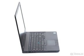 Herní DELL PRECISION 3520 15.6”(39,6cm)