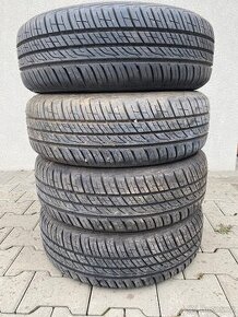 Měsíc jeté, téměř nové letní pneu 195/65 R15 Barum Brilantis