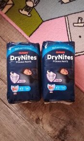 Pleny DryNites od Huggies 4-7 let 17-30 kg 10 kusu - 1