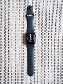 Apple Watch 3 - 38 mm (Space Gray)