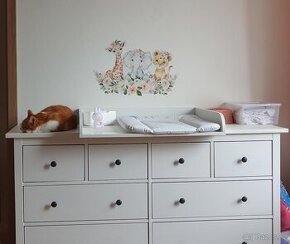 Přebalovací pult na komodu Hemnes Ikea