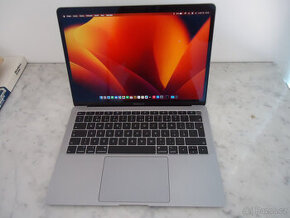 Macbook Air 13 Space gray 2018