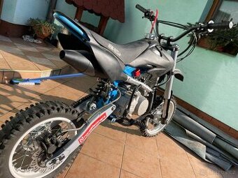 Pitbike YX 140 stomp