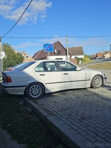 Díly bmw e36 16i sedan