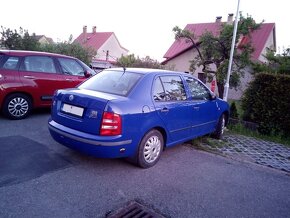 Fabia Sedan 1.4 MPi LPG, modrá - 1