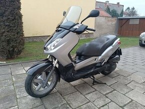 Yamaha X max 125