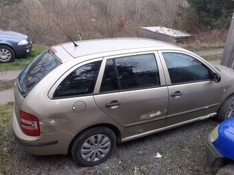 prodám Škoda Fabia I combi r.v. 2005 1,2 HTP 47kw (BME), mot - 1