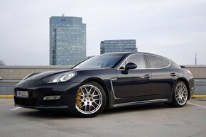 Porsche Panamera Turbo S 4.8 PDK