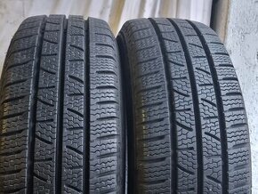 Zimní pneu Pirelli 215 60 16C - 1