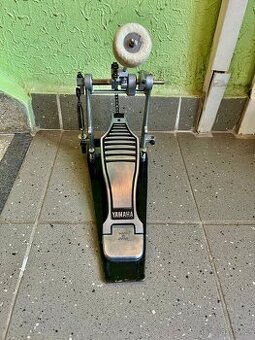 Yamaha pedal. - 1