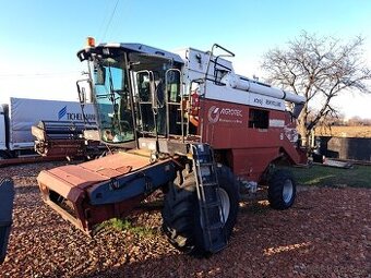 Kombajn new holland l624