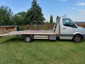 VW CRAFTER 2.0TDI 120 kW - odtahový speciál. Rok 2013