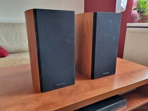 Wharfedale Diamond 10.2