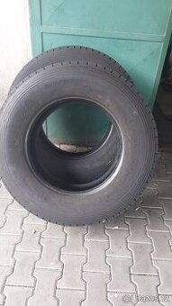 Prodám zimní 2 x pneu Fulda 315/70R22.5 154/150 L - 1